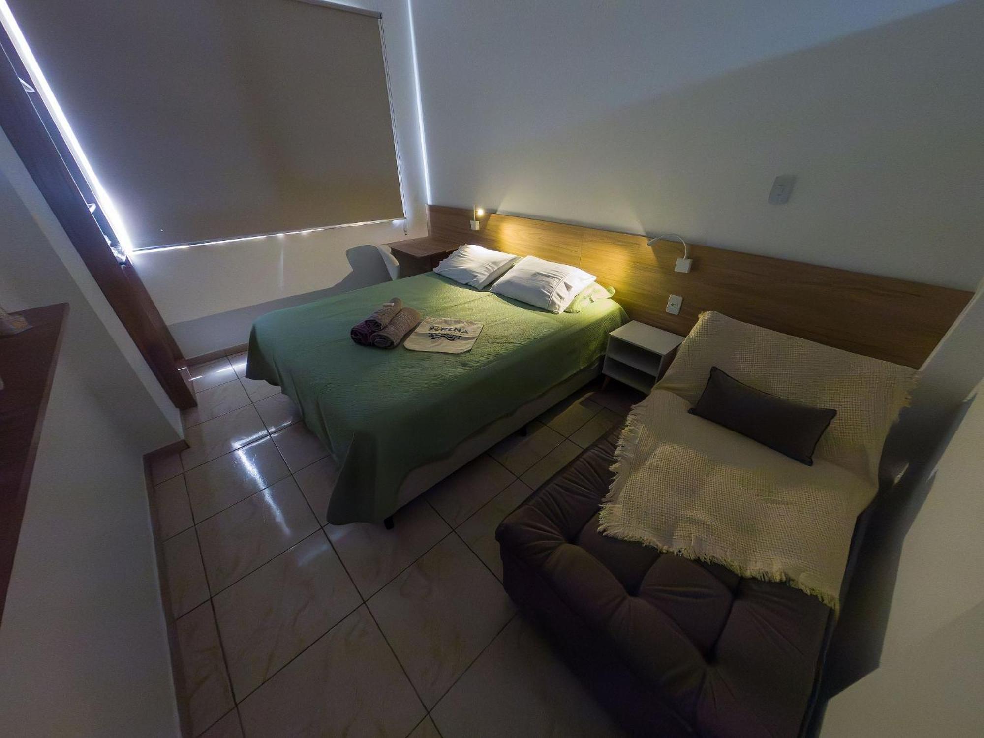 Apartamento Copacabana Av. Atlantica, Posto 6 *